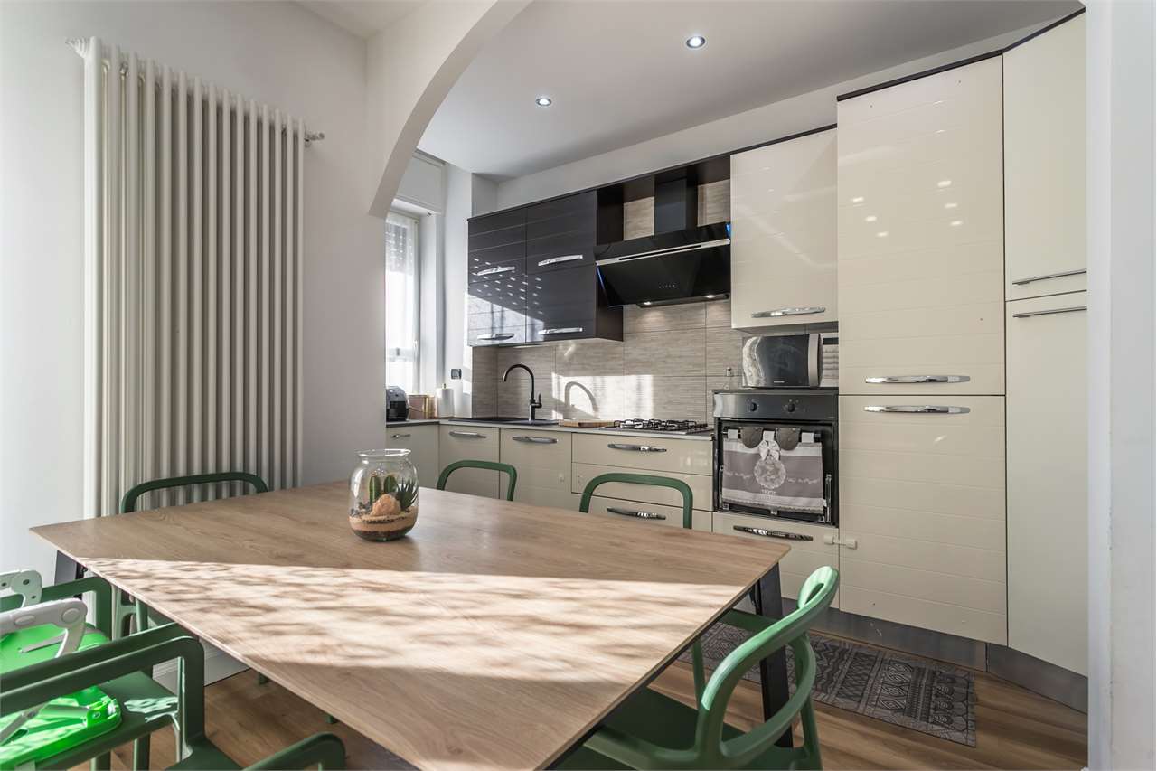 VENDITA 3 Locali, Carugate, 280.000 Euro