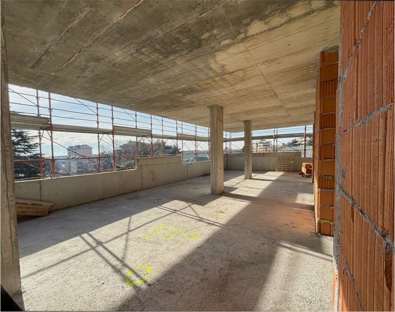 VENDITA 4 Locali, Monza, 619.000 Euro