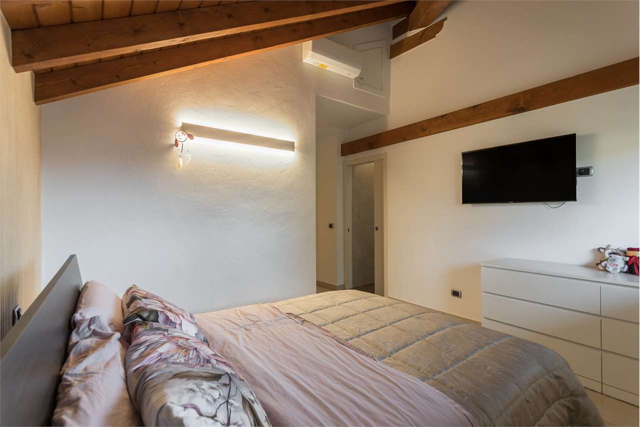 VENDITA Villa, Busnago, 450.000 Euro