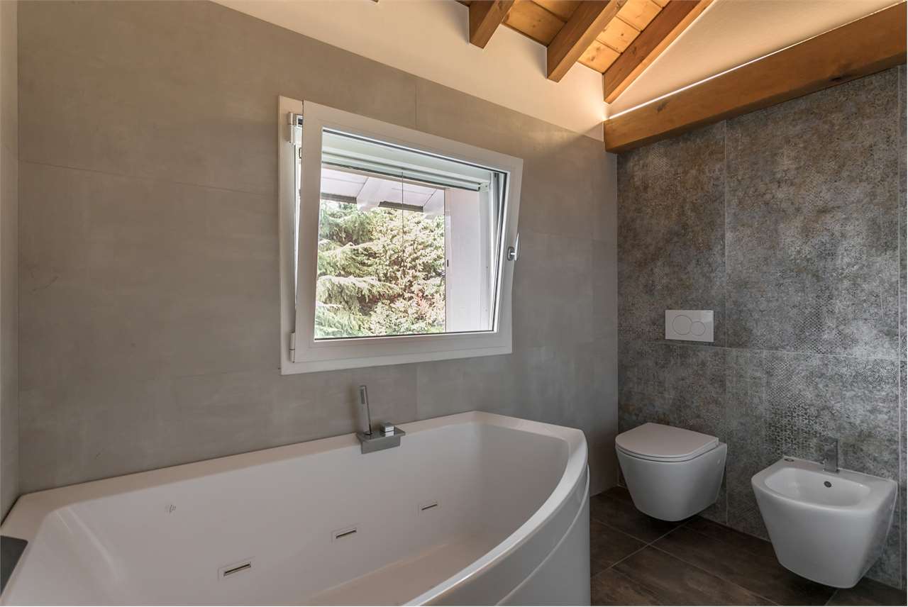 VENDITA Villa, Busnago, 450.000 Euro