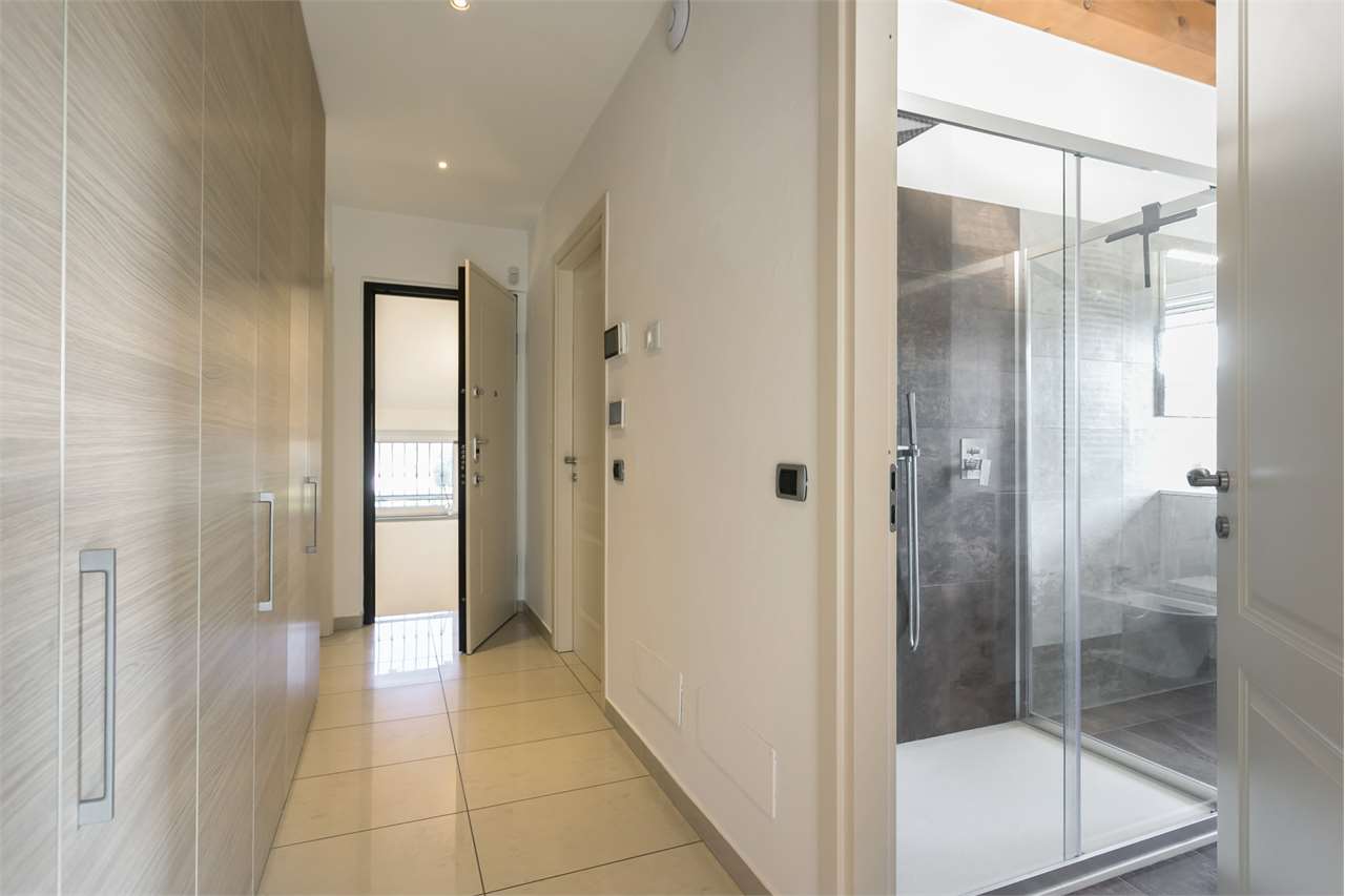 VENDITA Villa, Busnago, 450.000 Euro