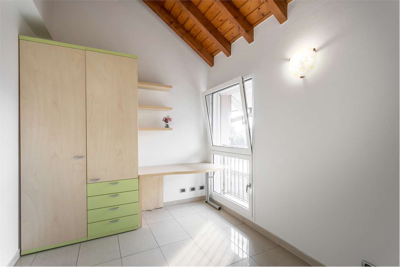 VENDITA Villa, Busnago, 450.000 Euro