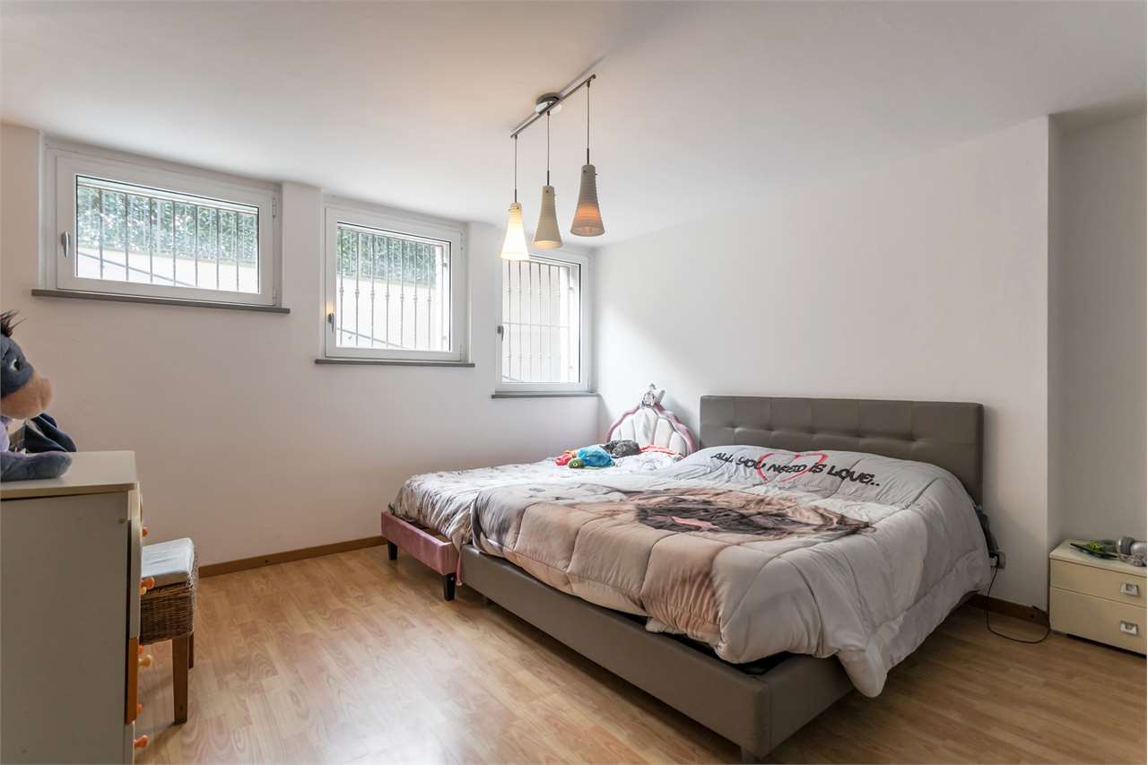 VENDITA Villa, Busnago, 450.000 Euro