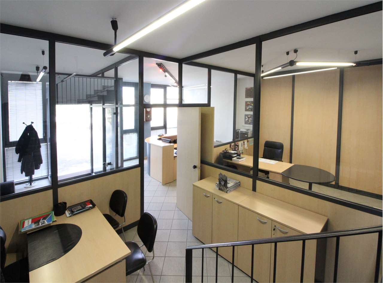 AFFITTO Capannone, Verderio, 3.333 Euro