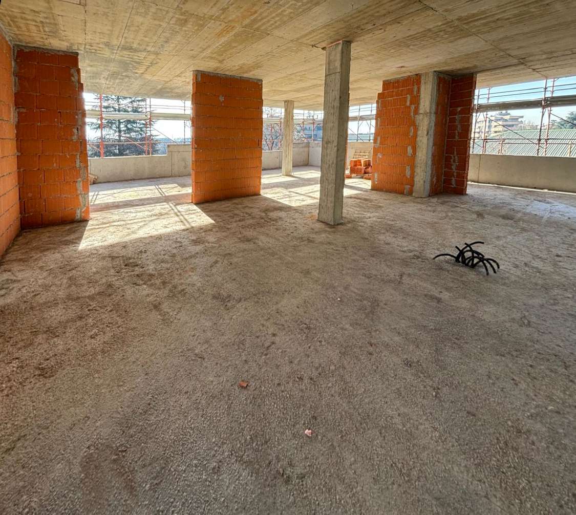 VENDITA 4 Locali, Monza, 653.000 Euro