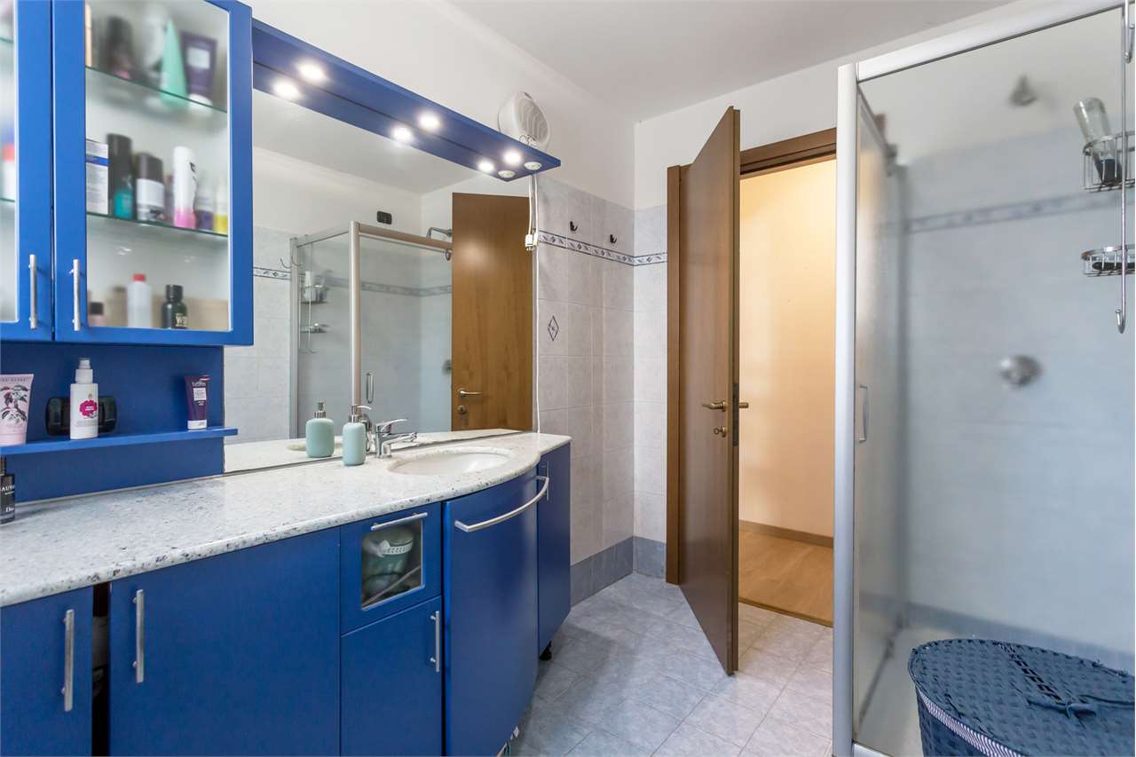 VENDITA 4 Locali, Villasanta, 289.000 Euro