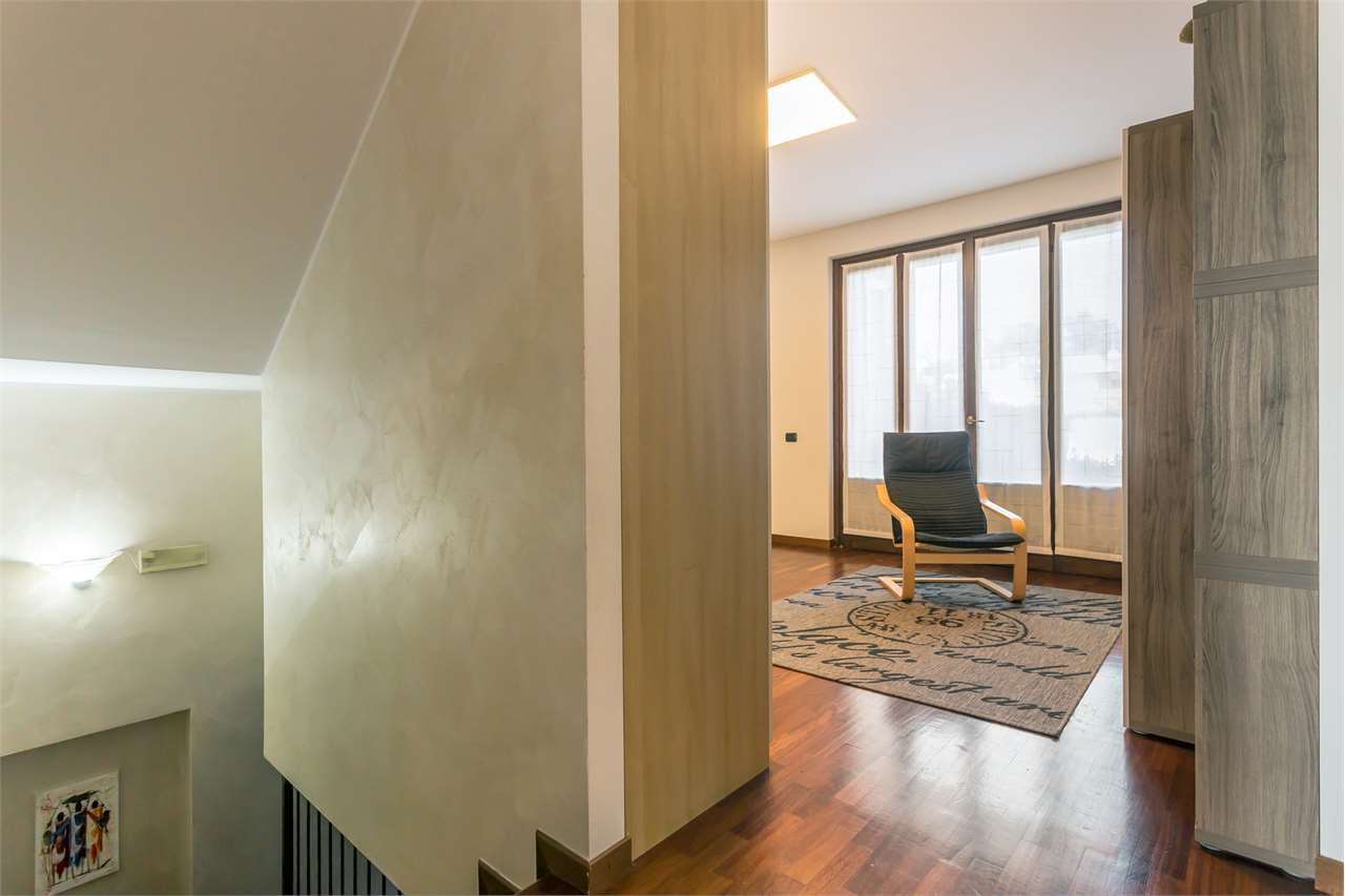 VENDITA 4 Locali, Villasanta, 289.000 Euro