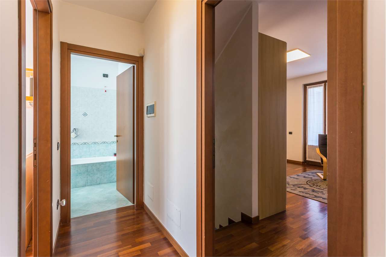 VENDITA 4 Locali, Villasanta, 289.000 Euro