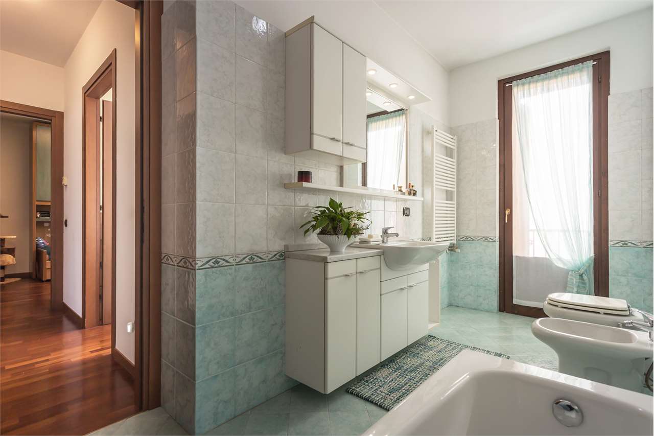 VENDITA 4 Locali, Villasanta, 289.000 Euro