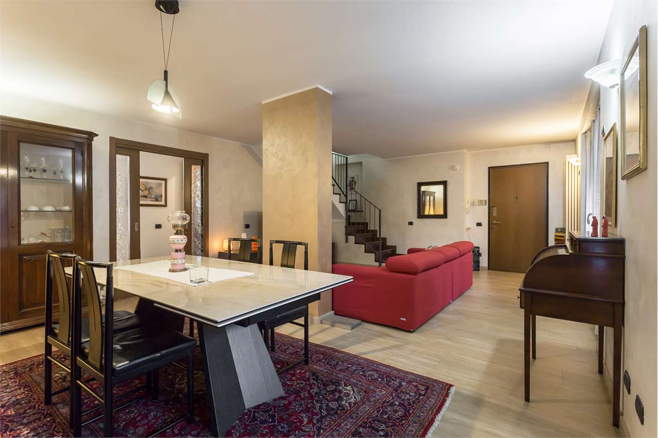 VENDITA 4 Locali, Villasanta, 289.000 Euro