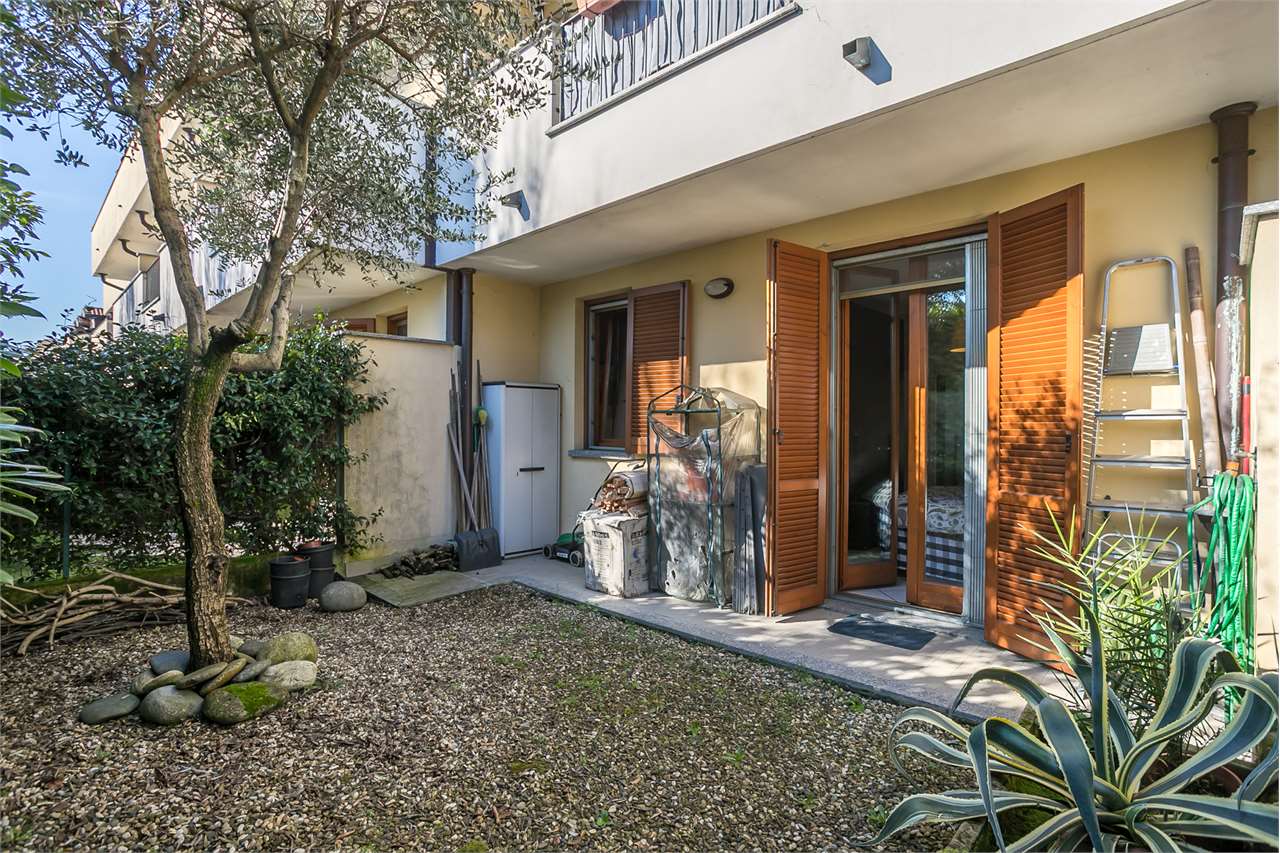 VENDITA 2 Locali, Trezzano Rosa, 147.000 Euro