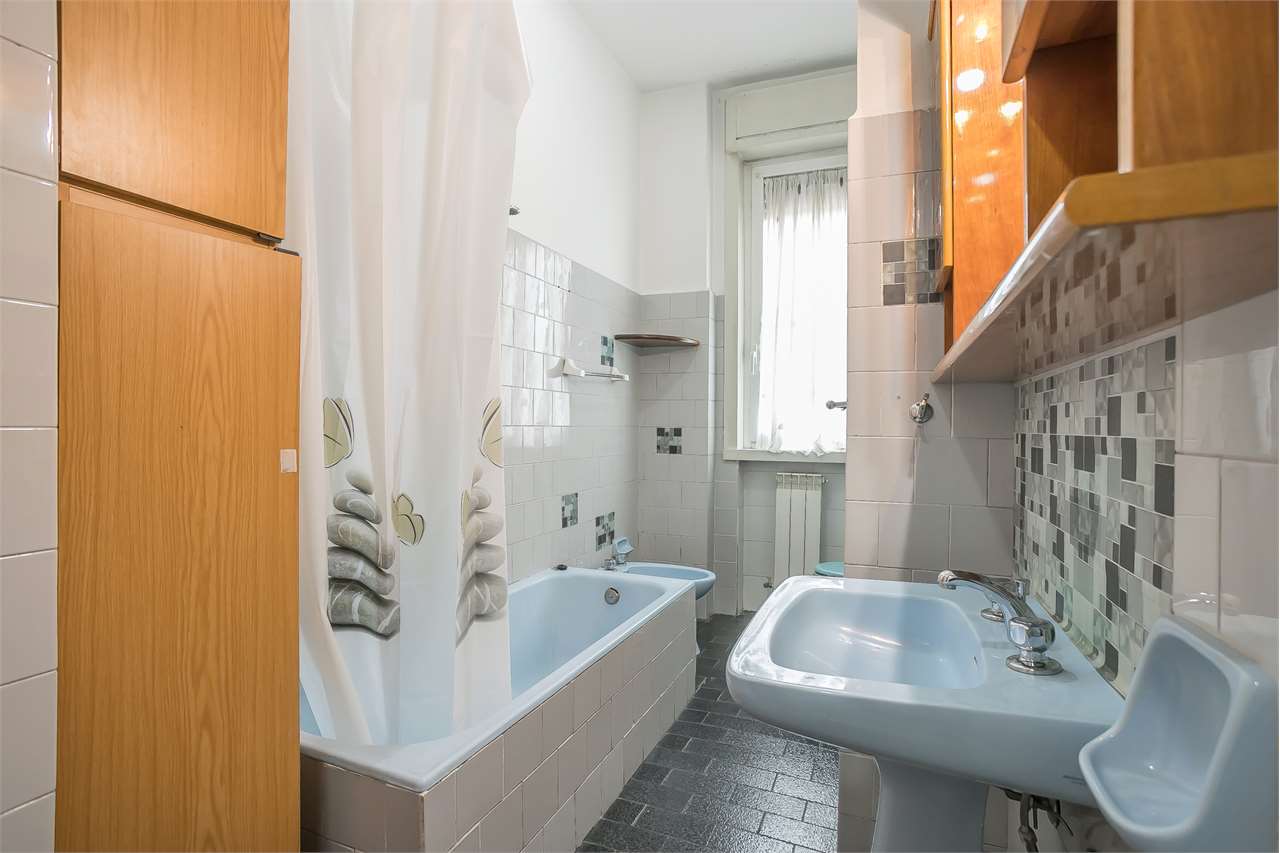 VENDITA 2 Locali, Cologno Monzese, 180.000 Euro