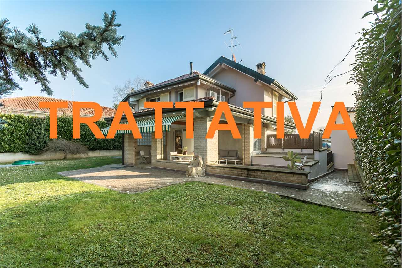VENDITA Villa, Busnago, 450.000 Euro