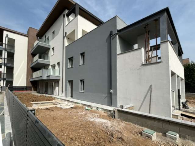 VENDITA 4 Locali, Vedano al Lambro, 367.500 Euro