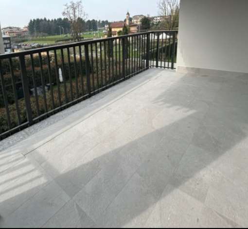 VENDITA 4 Locali, Vedano al Lambro, 350.000 Euro