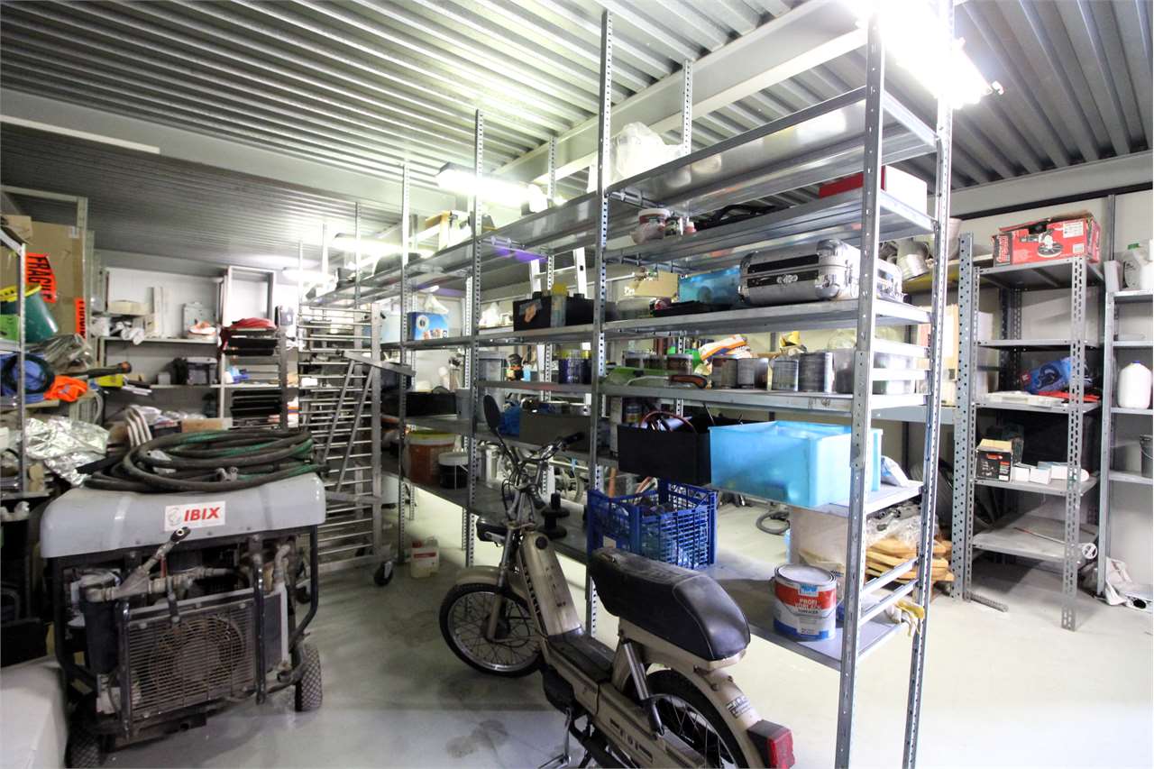 VENDITA Capannone, Roncello, 245.000 Euro