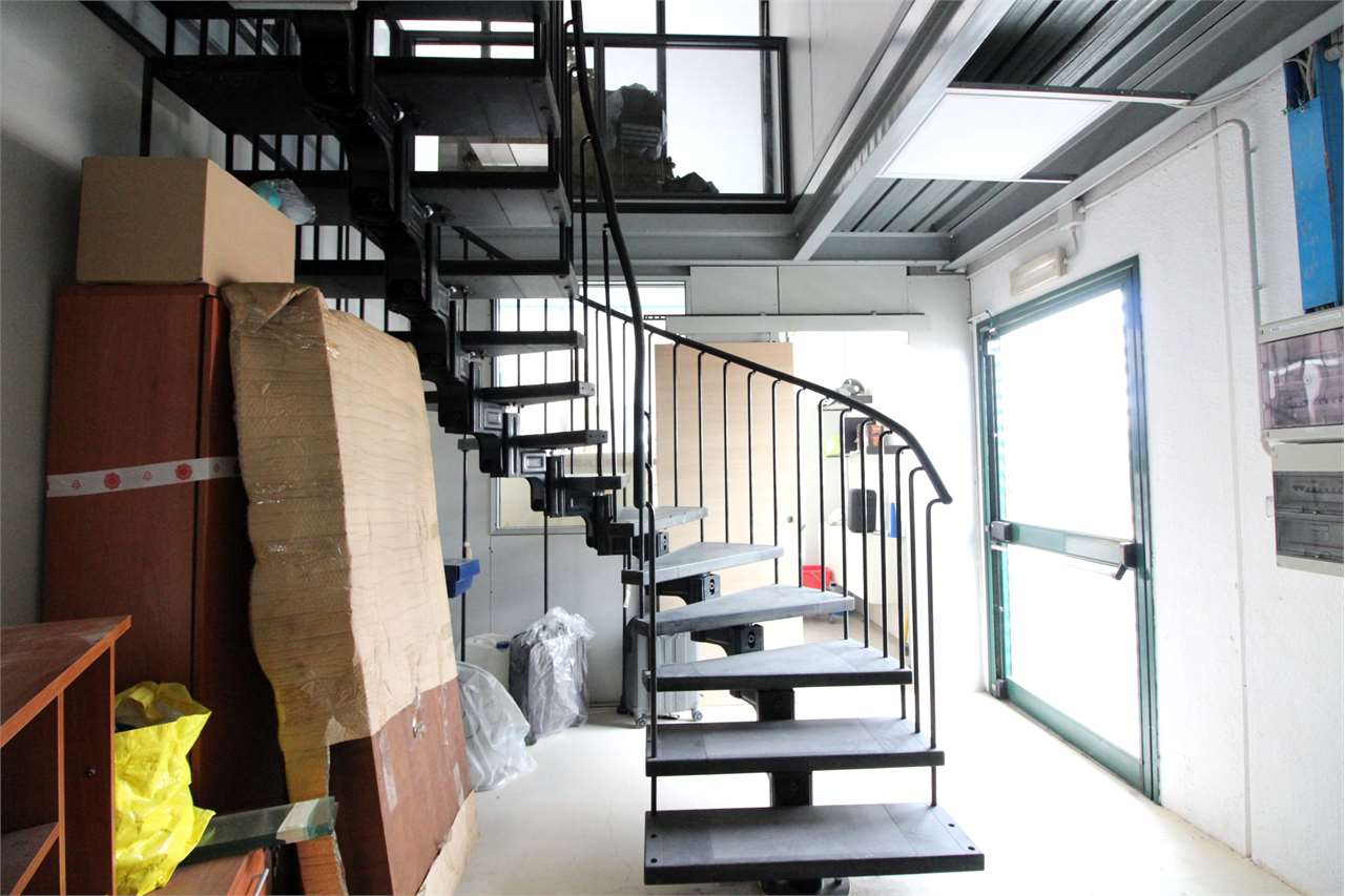 VENDITA Capannone, Roncello, 245.000 Euro