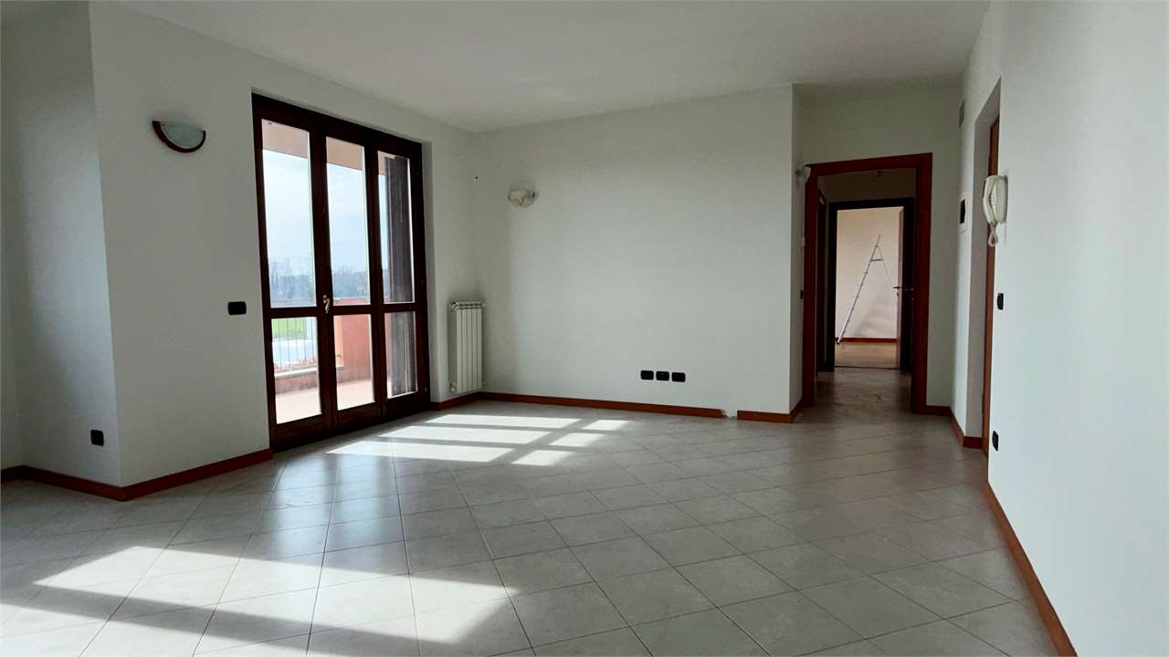 AFFITTO 3 Locali, Basiano, 780 Euro