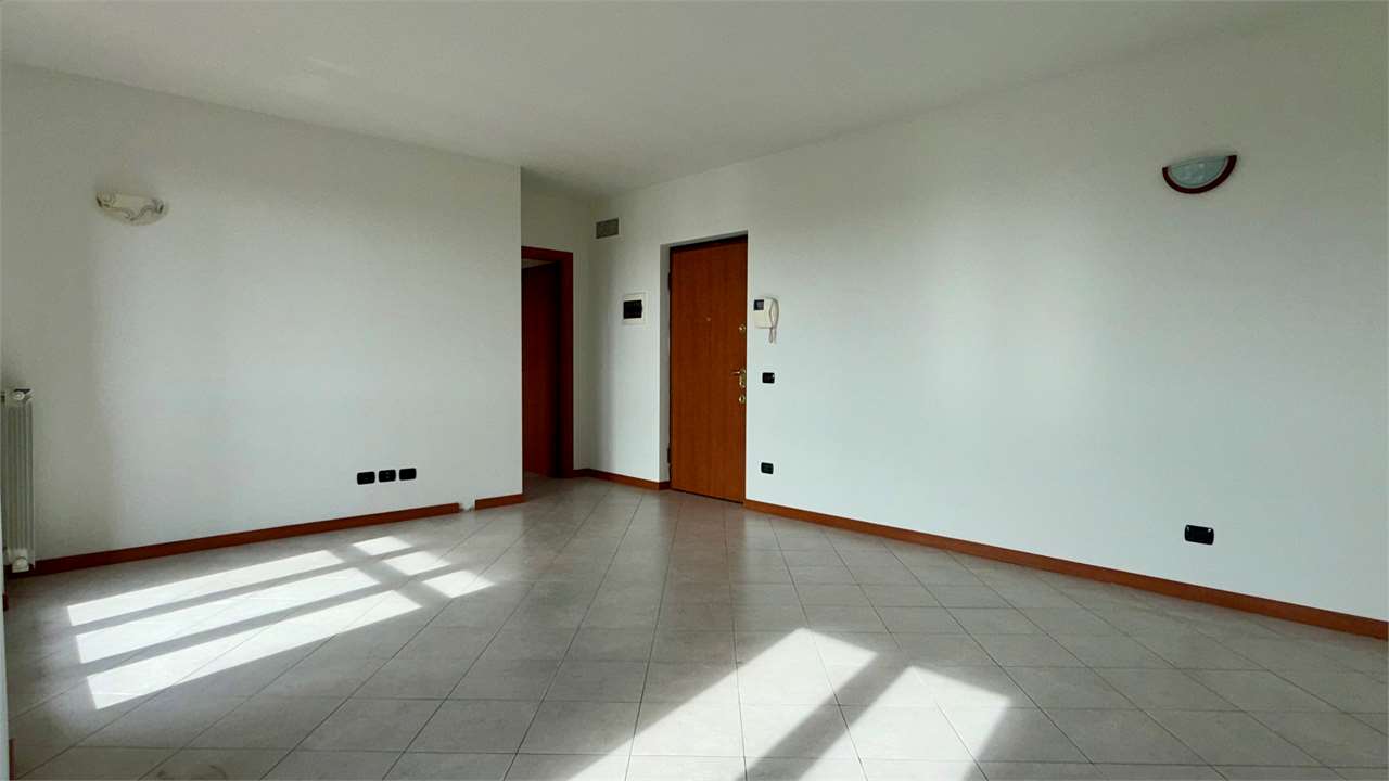 AFFITTO 3 Locali, Basiano, 780 Euro