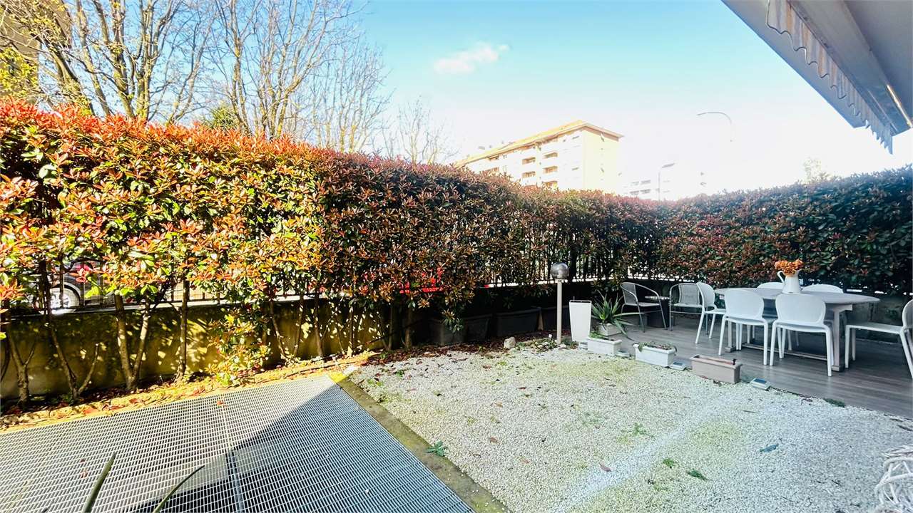 VENDITA 3 Locali, Monza, 430.000 Euro
