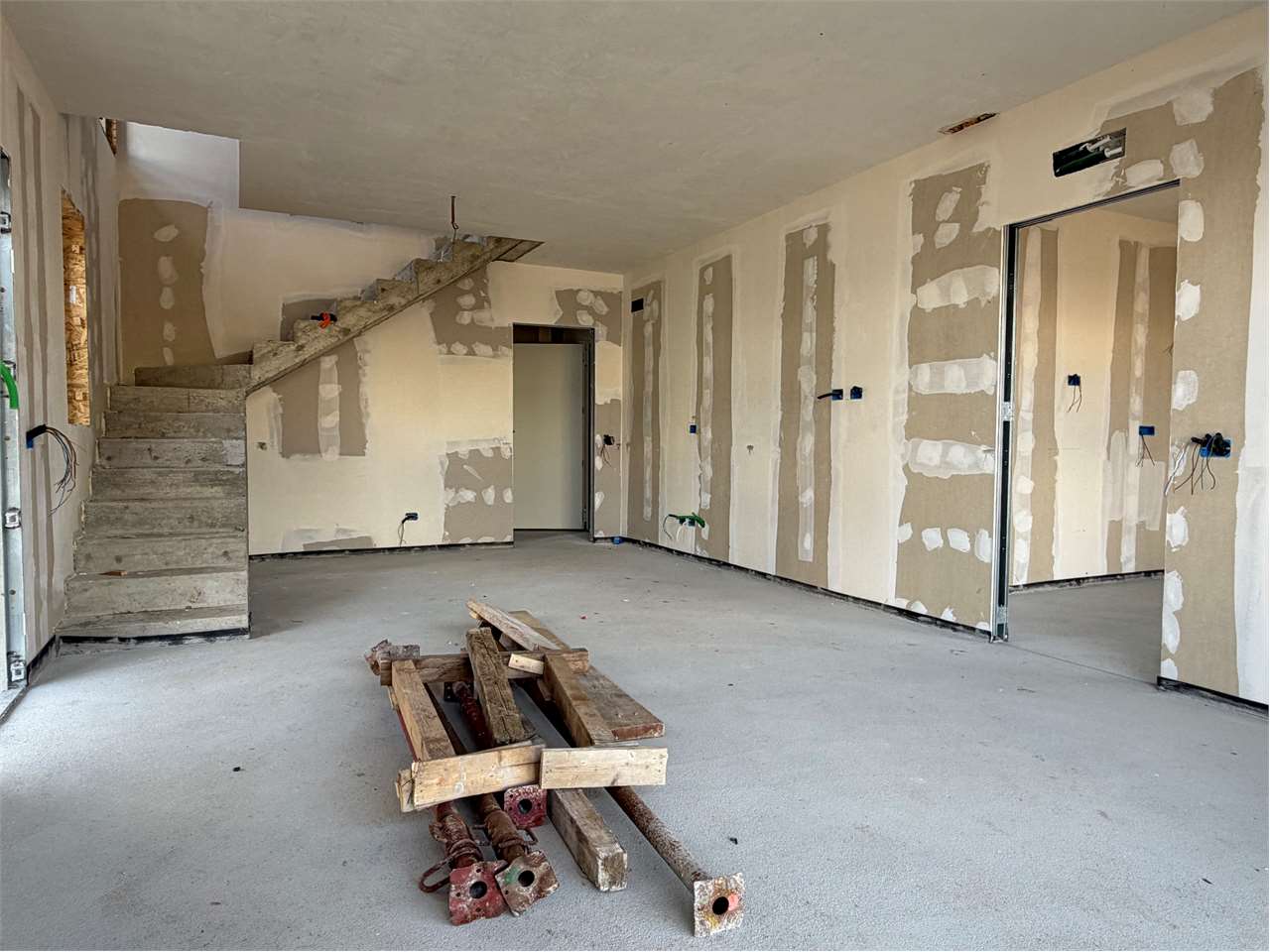 VENDITA Villetta schiera, Pozzo d'Adda, 365.000 Euro