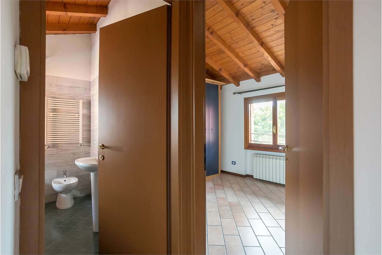 VENDITA 2 Locali, Trezzano Rosa, 85.000 Euro