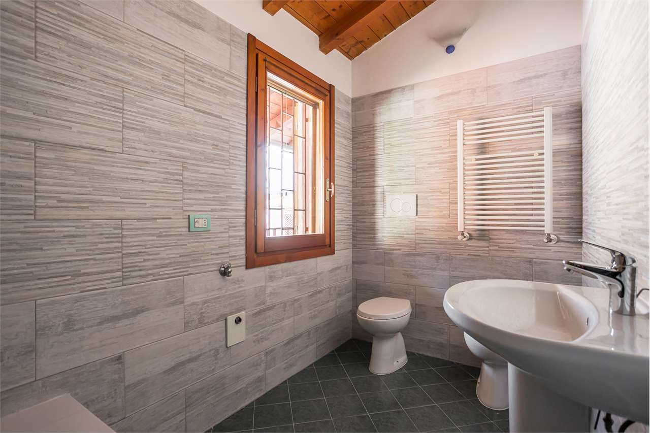VENDITA 2 Locali, Trezzano Rosa, 85.000 Euro