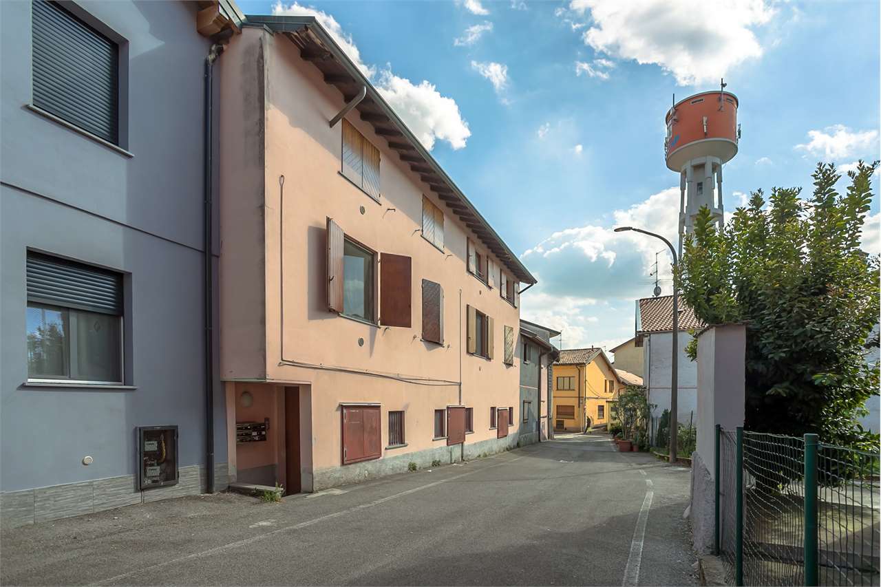 VENDITA 2 Locali, Trezzano Rosa, 85.000 Euro