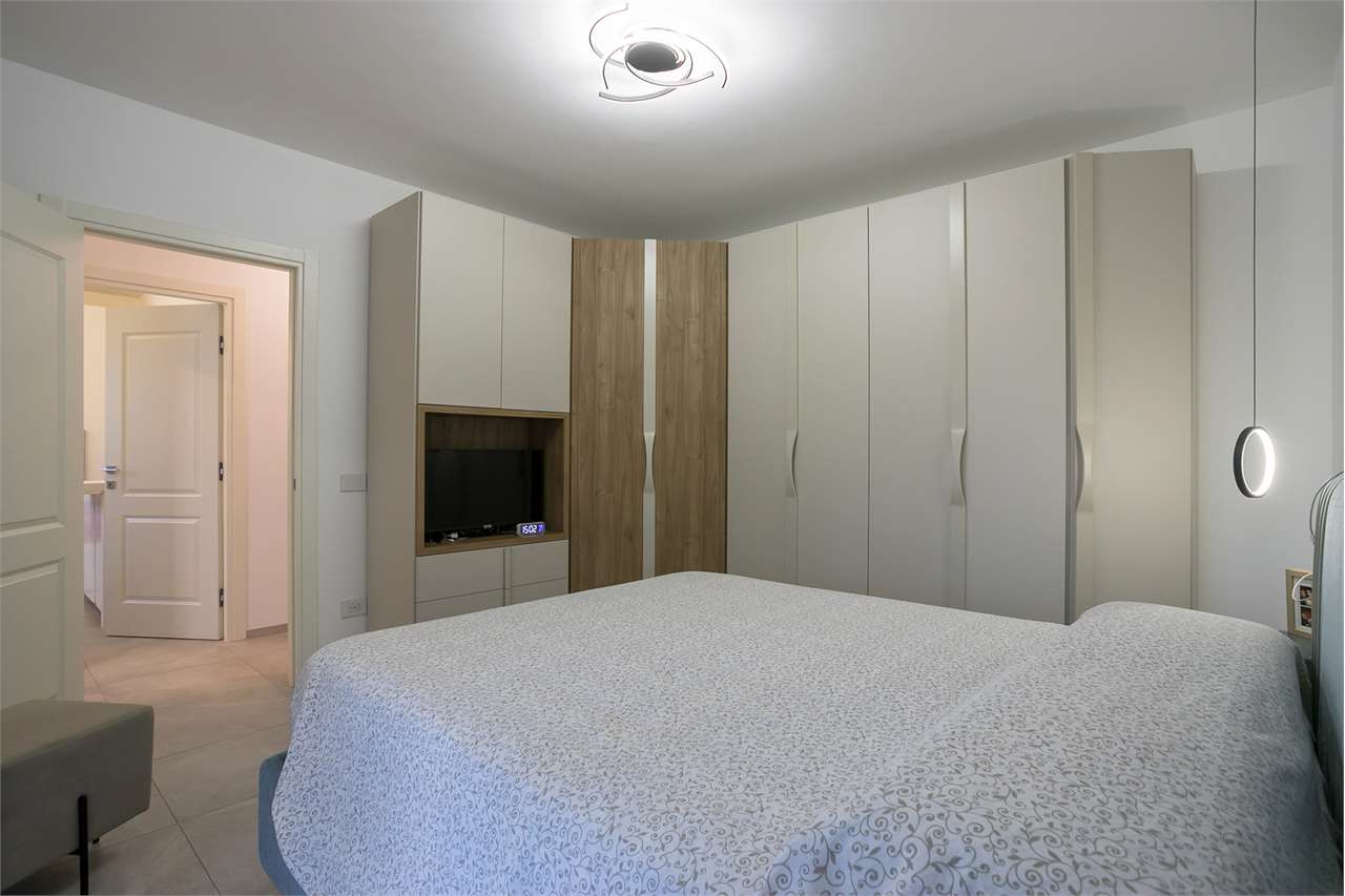VENDITA 3 Locali, Milano, 586.000 Euro