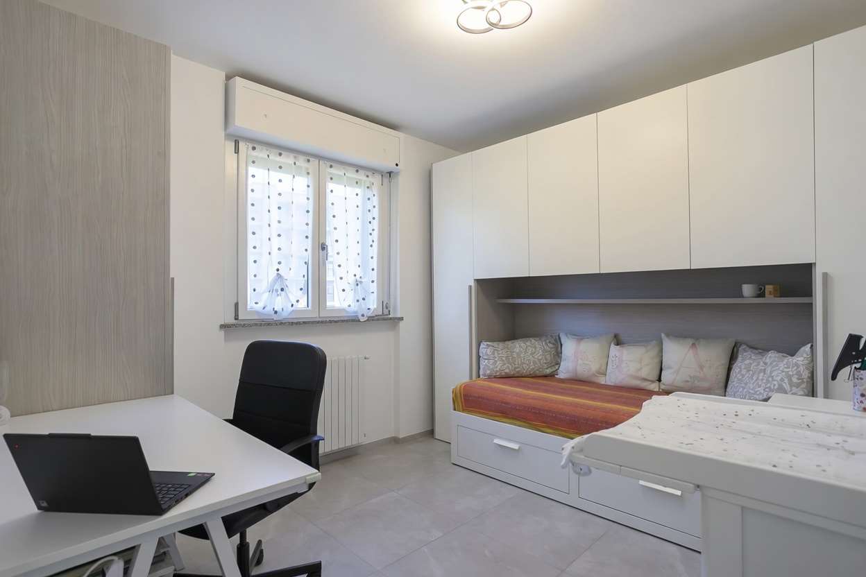 VENDITA 3 Locali, Milano, 586.000 Euro