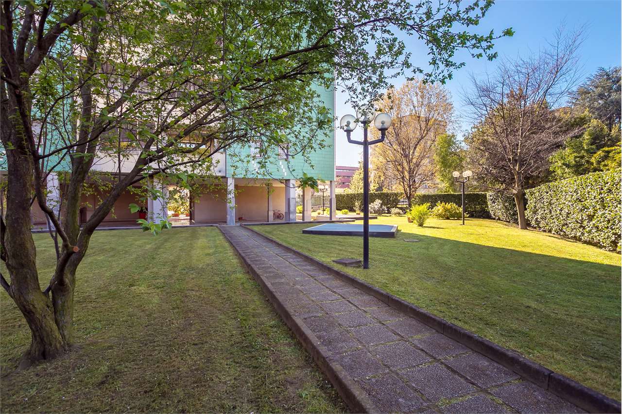 VENDITA 3 Locali, Milano, 586.000 Euro