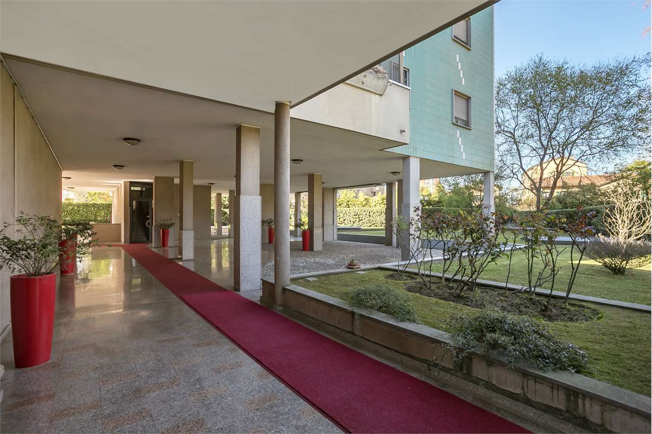 VENDITA 3 Locali, Milano, 586.000 Euro