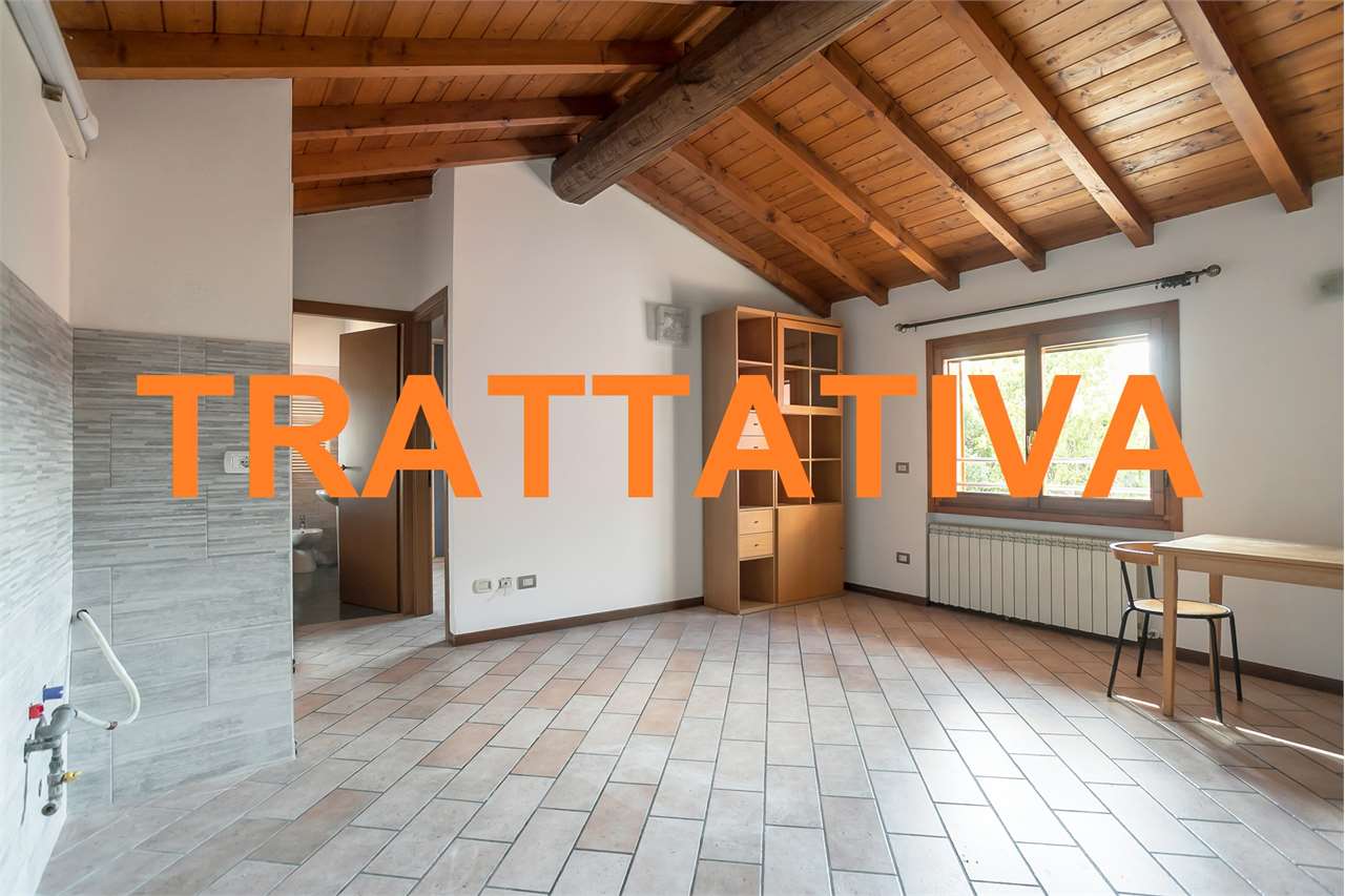 VENDITA 2 Locali, Trezzano Rosa, 85.000 Euro