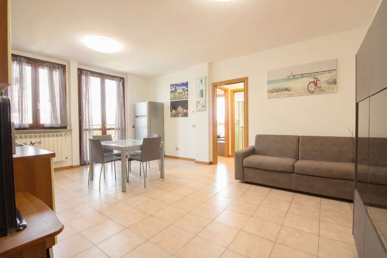 AFFITTO 2 Locali, Pozzo d'Adda, 650 Euro