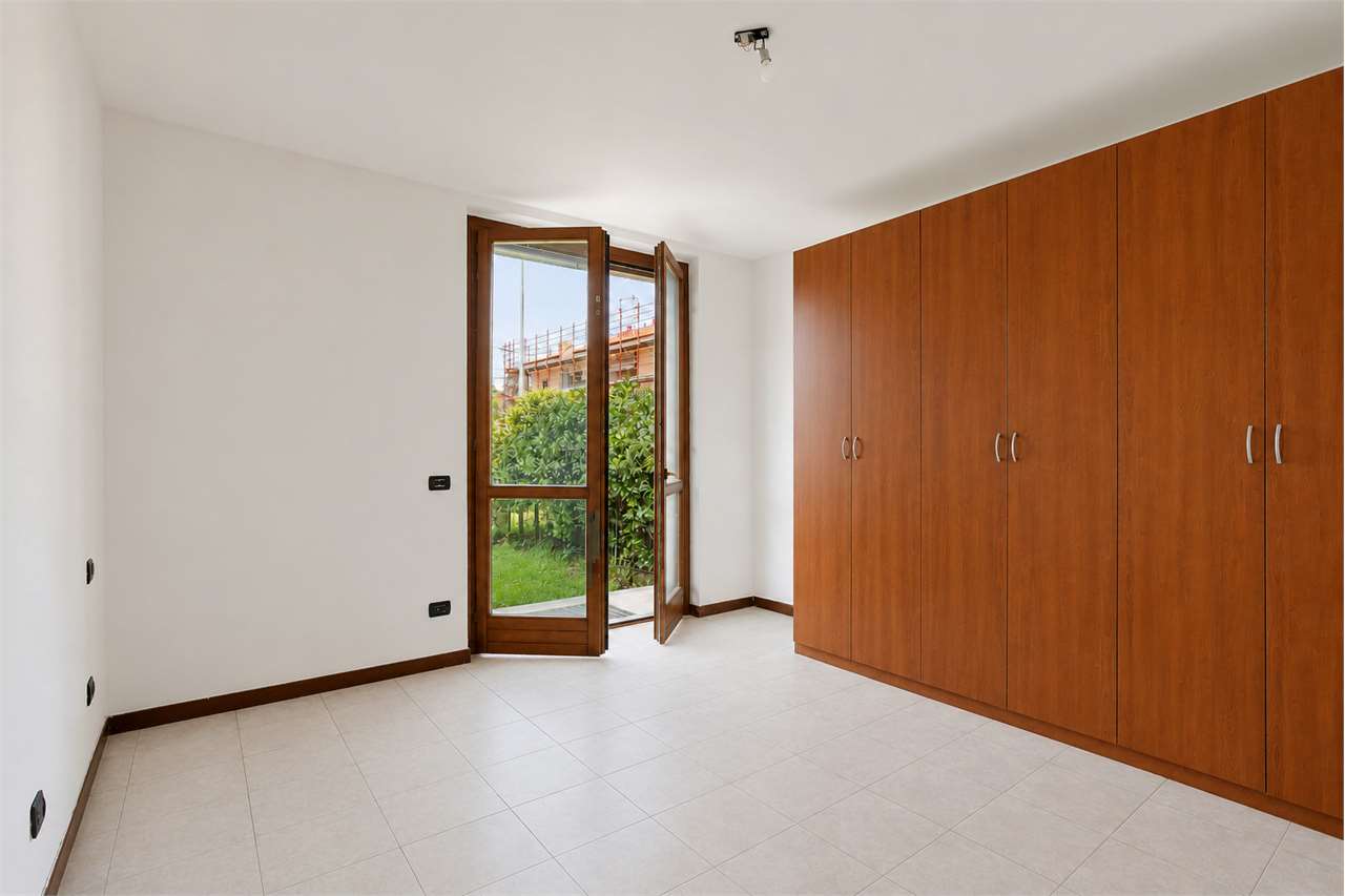 VENDITA 2 Locali, Brembate, 124.000 Euro