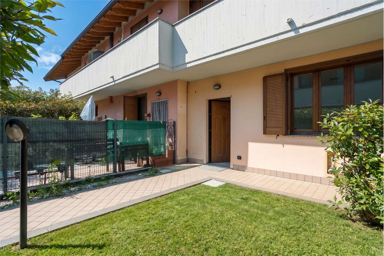 VENDITA 2 Locali, Brembate, 124.000 Euro