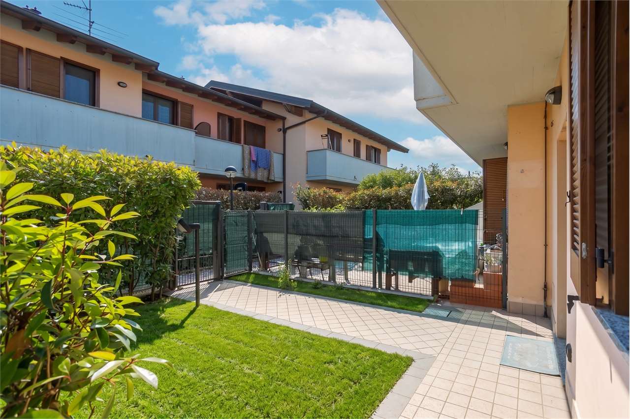 VENDITA 2 Locali, Brembate, 124.000 Euro