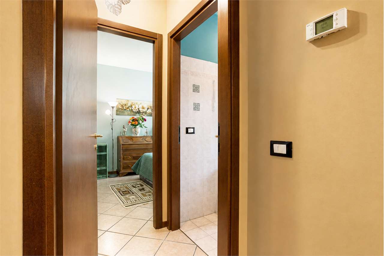 VENDITA 2 Locali, Bellinzago Lombardo, 105.000 Euro
