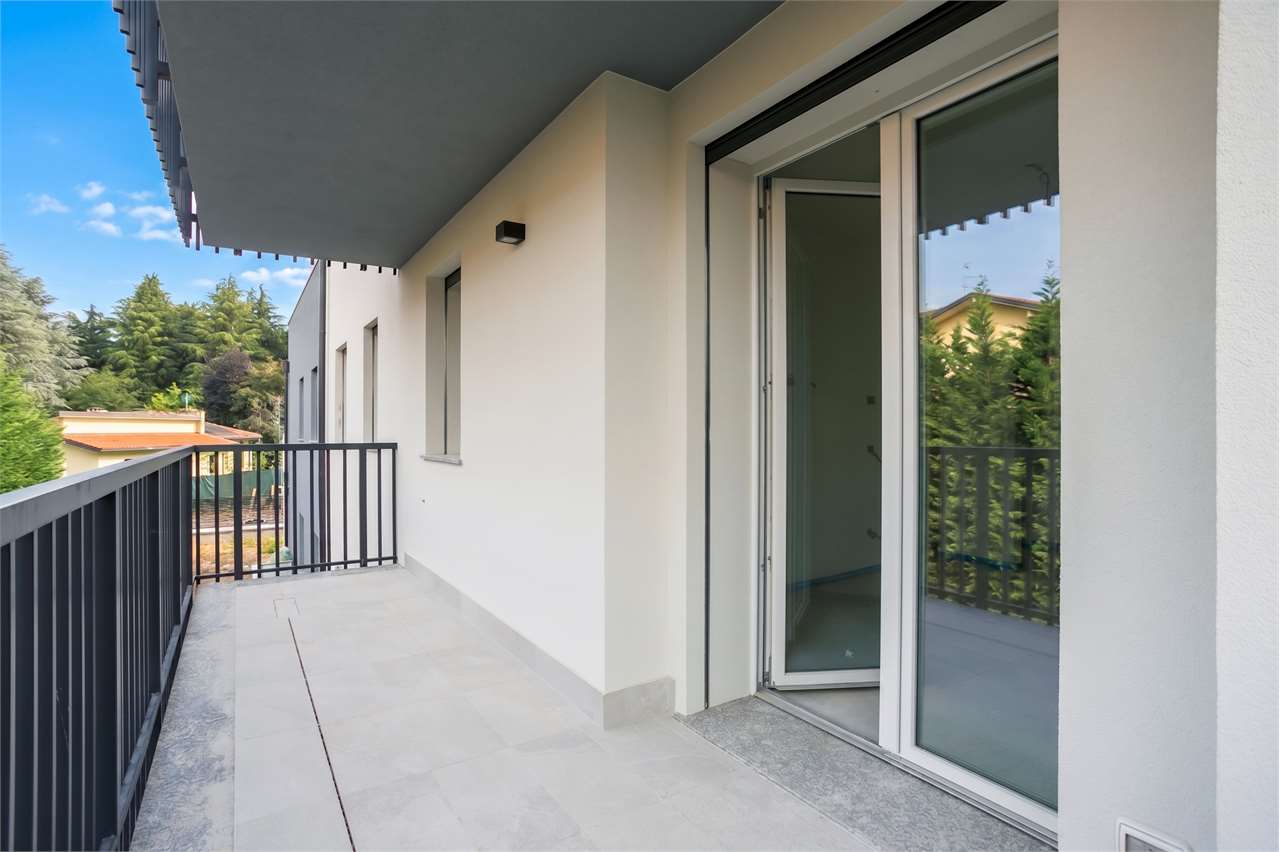 VENDITA 4 Locali, Vedano al Lambro, 350.000 Euro