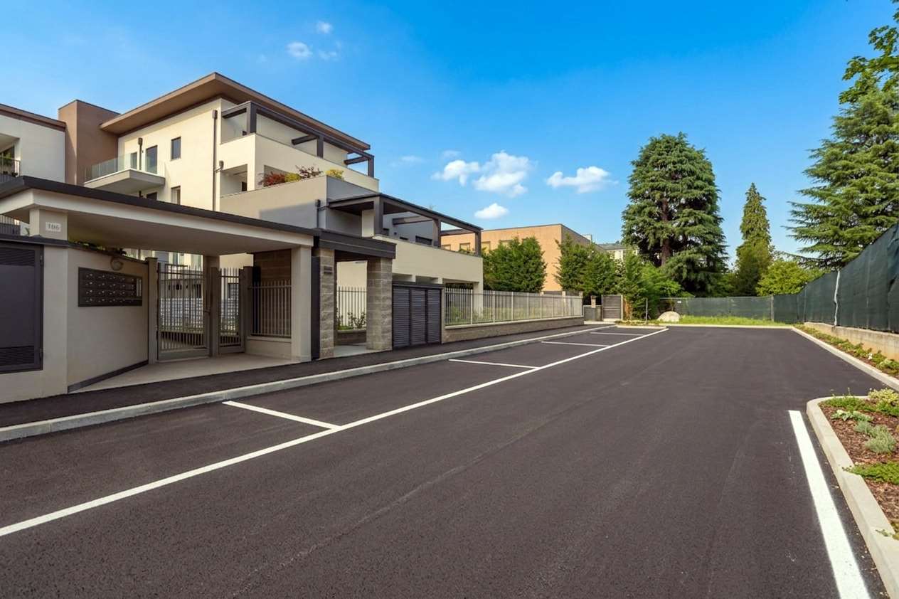 VENDITA 4 Locali, Vedano al Lambro, 350.000 Euro
