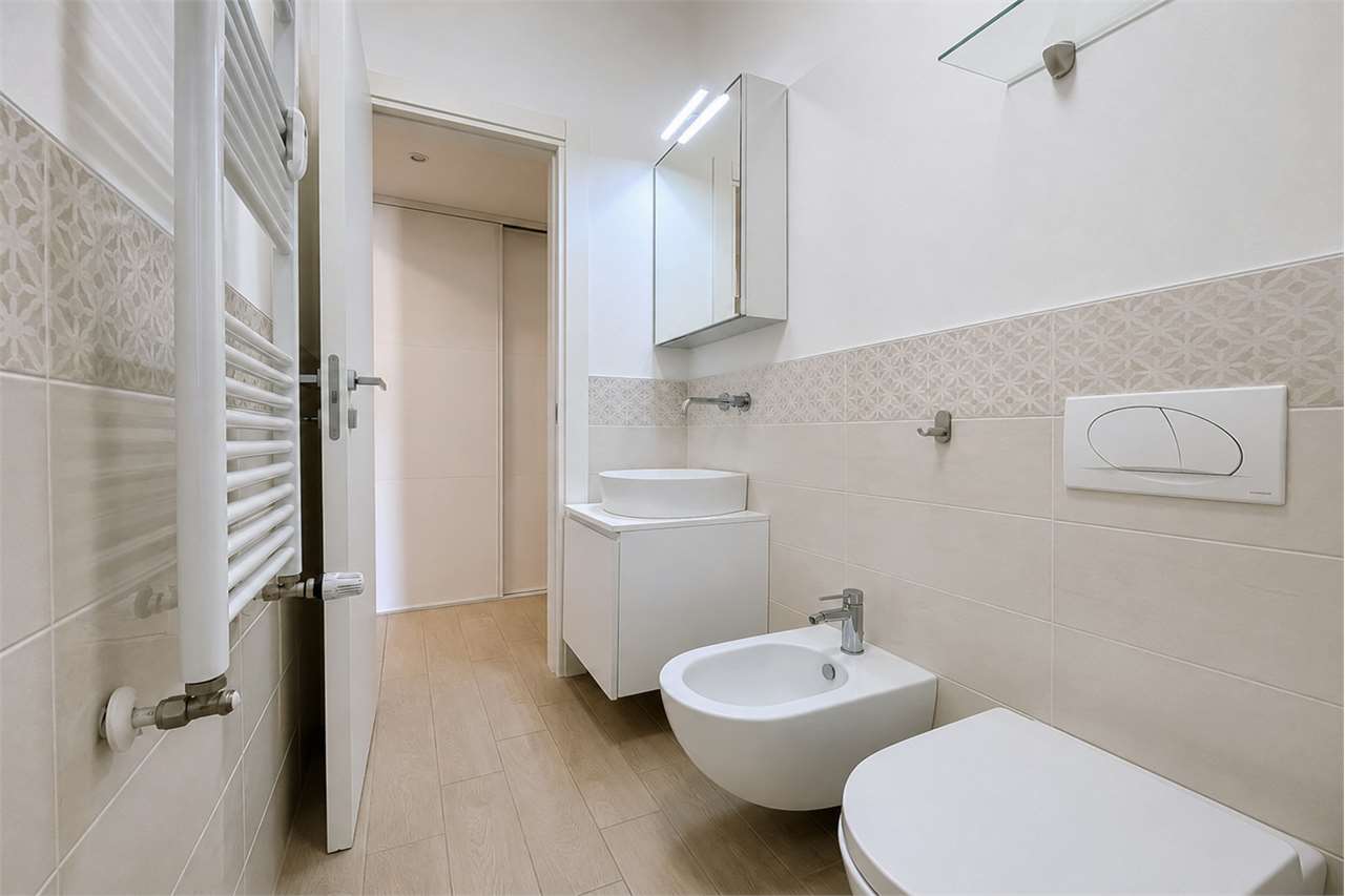 VENDITA 2 Locali, Milano, 319.000 Euro