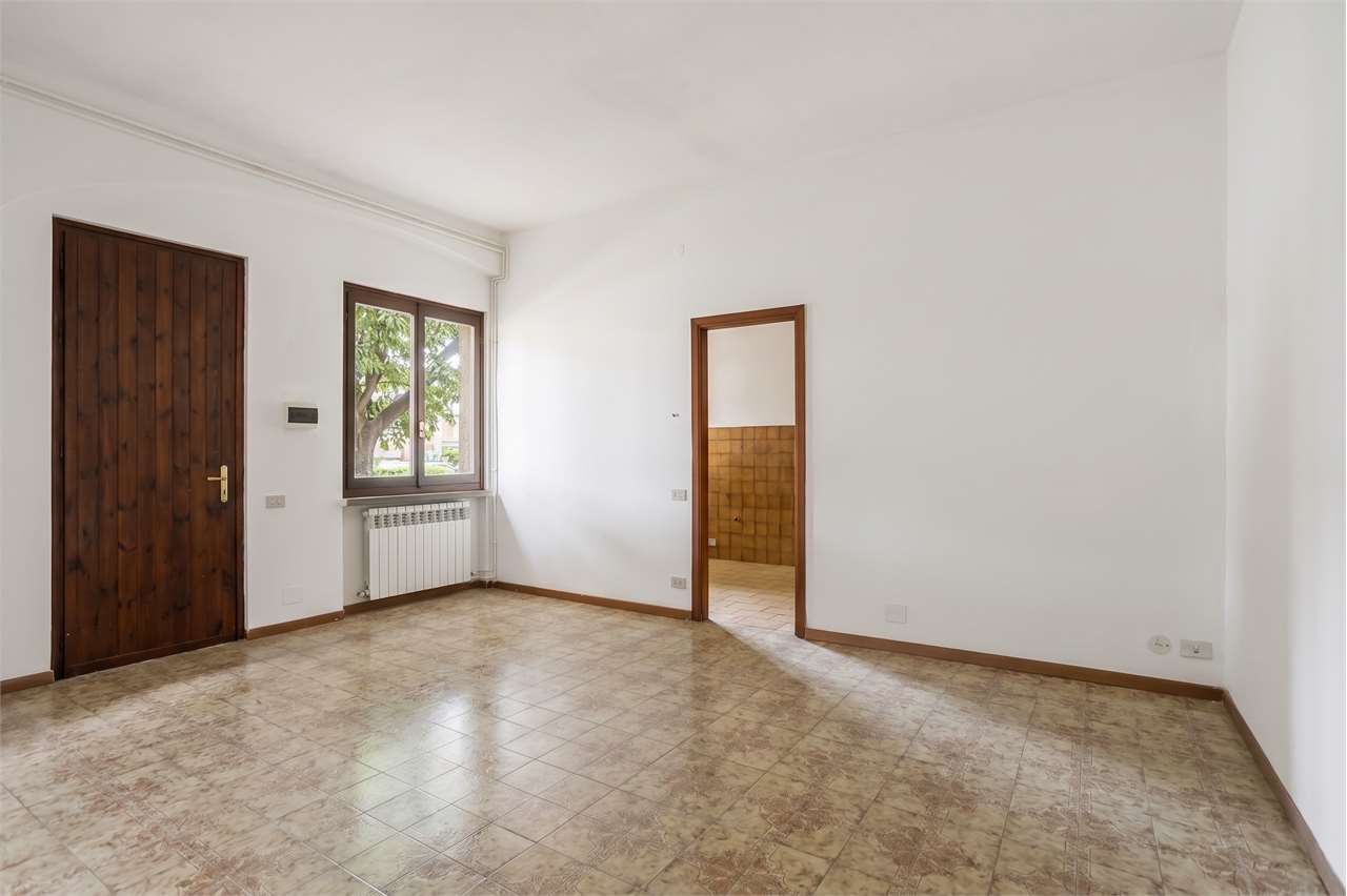 VENDITA 3 Locali, Brembate, 120.000 Euro