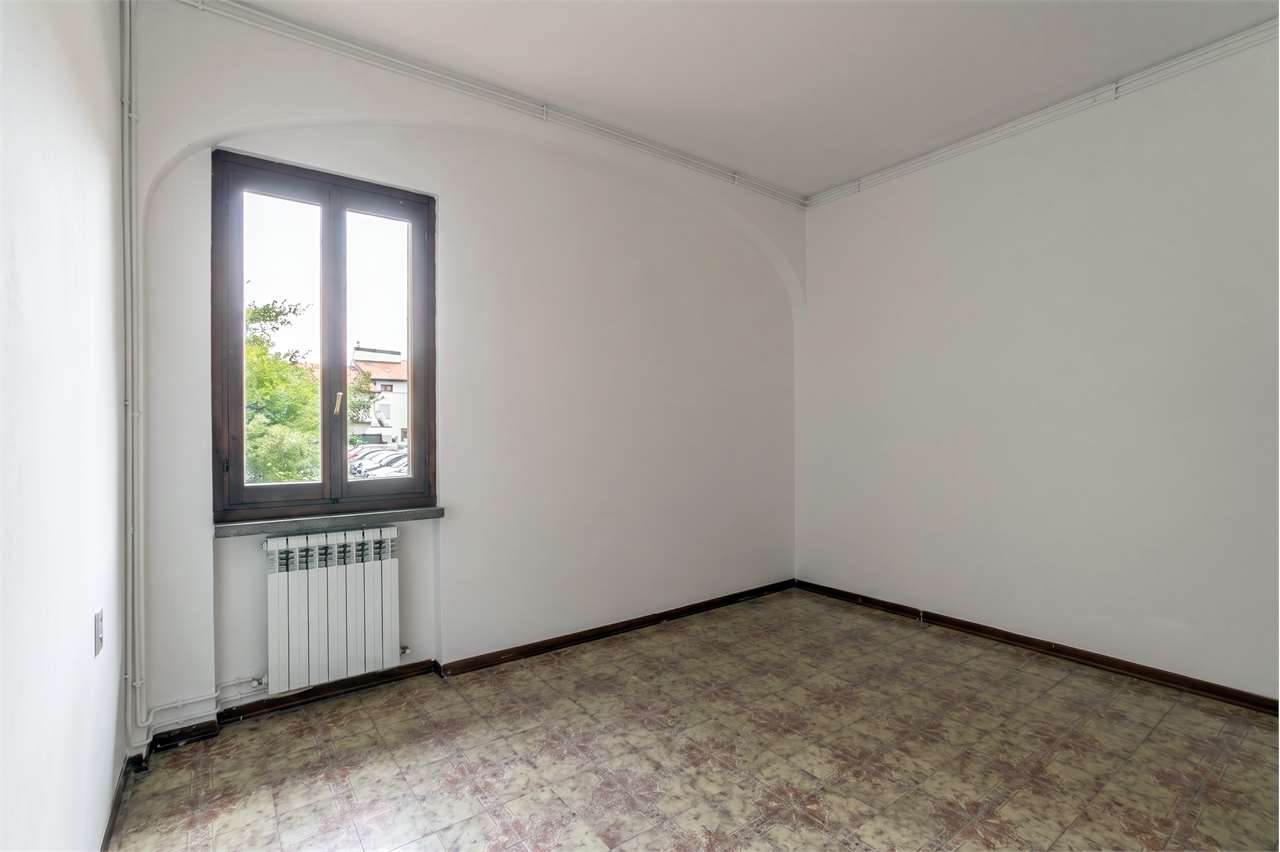 VENDITA 3 Locali, Brembate, 120.000 Euro