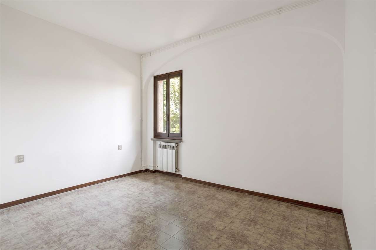 VENDITA 3 Locali, Brembate, 120.000 Euro