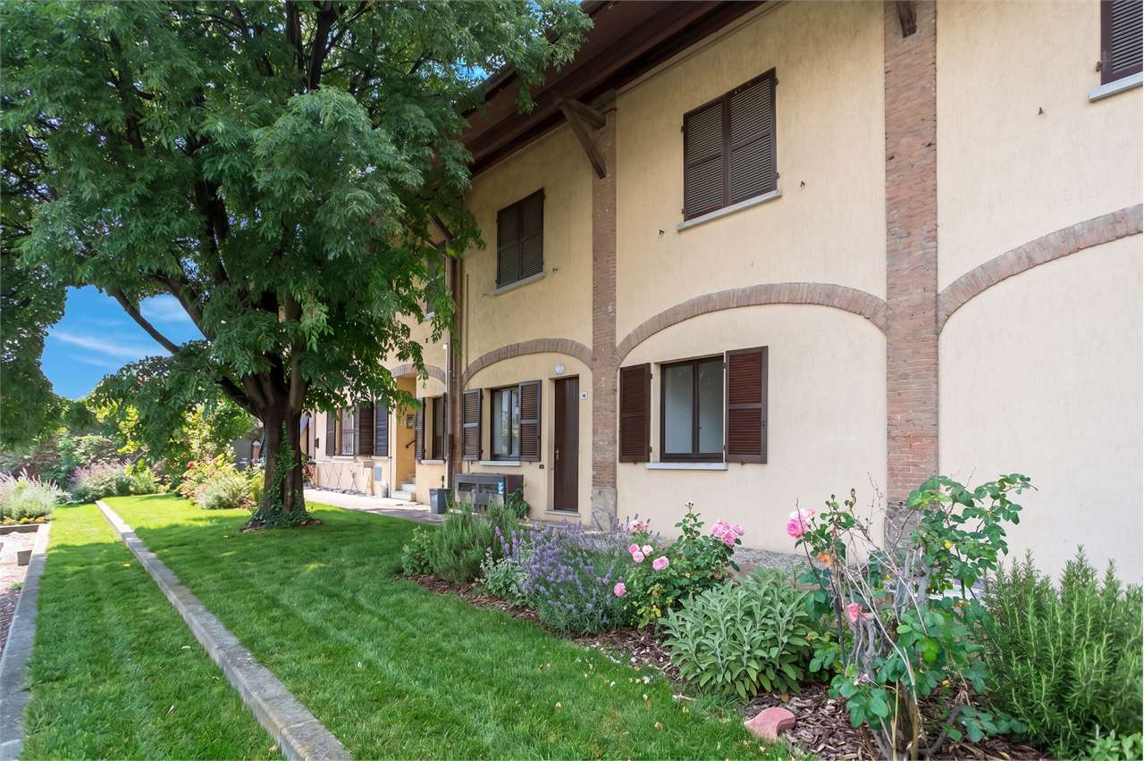 VENDITA 3 Locali, Brembate, 120.000 Euro