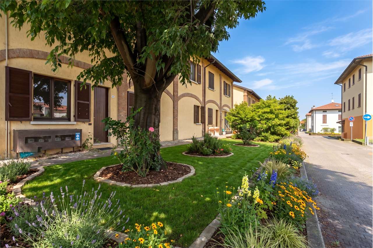 VENDITA 3 Locali, Brembate, 120.000 Euro