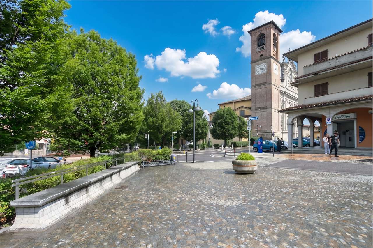 VENDITA 3 Locali, Brembate, 120.000 Euro