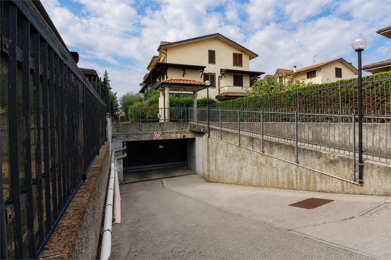 VENDITA Box, Trezzano Rosa, 23.000 Euro