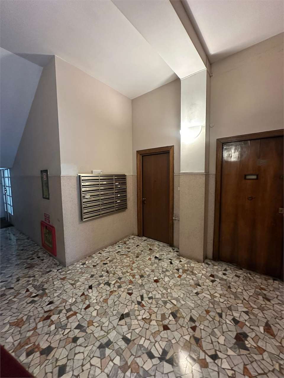 VENDITA 2 Locali, Milano, 299.800 Euro