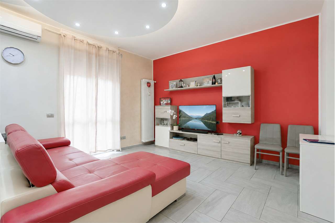 VENDITA 2 Locali, Monza, 157.000 Euro
